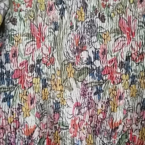 By Anthropologie Aurelia Floral Smocked Top Blouse with Puff Sleeves Large - Picture 9 of 16